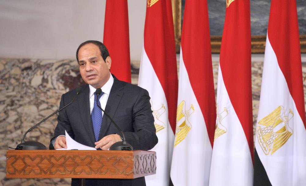 الرئيس المصري الى قطر لبحث اتفاق وقف اطلاق النار بغزة....تفاصيل
