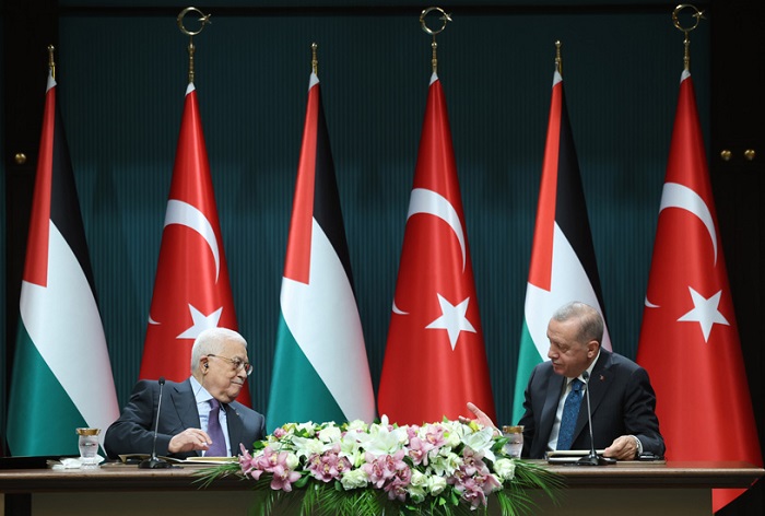 الرئيس : نعول كثيرا على الموقف التركي الذي وقف دوما إلى جانب الحق الفلسطيني