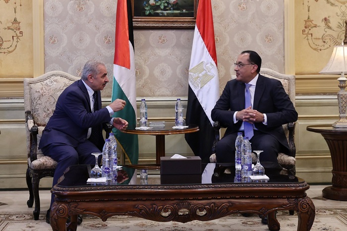 اشتيه يعزي نظيره المصري بوفاة والدته...تفاصيل