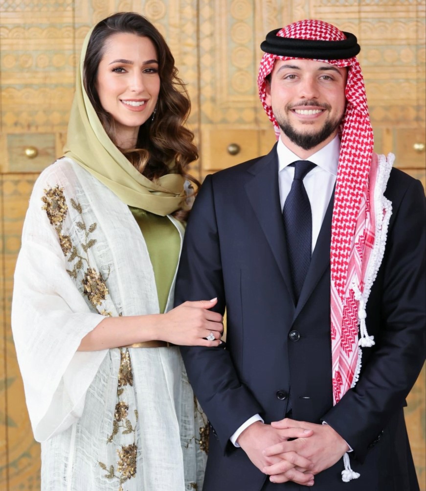 ماجد زريقات يتغنى بزفاف ولي العهد بـ"جينا نبارك"