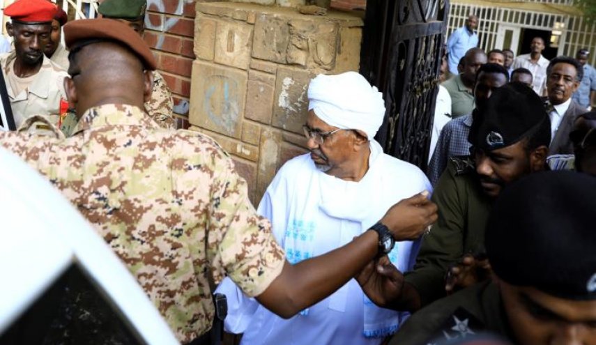 تقارير امنية تتحدث عن فرار الرئيس السوداني المعزول عمر البشير من سجن كوبر