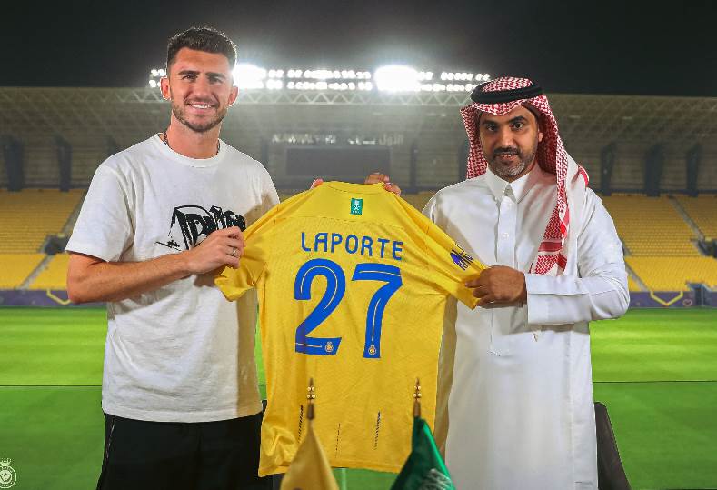 النصر السعودي يتعاقد مع مدافع الستي