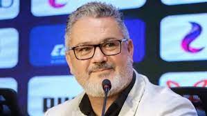 المدير الفني للمنتخب الأولمبي : تجربة روسيا فرصة للبناء واعداد منتخب قوي