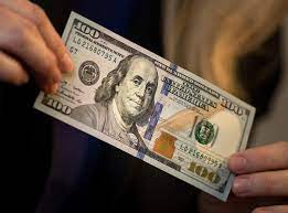 مصادر خاصة تكشف موعد صرف 100 دولار للأسر الفقيرة..تفاصيل