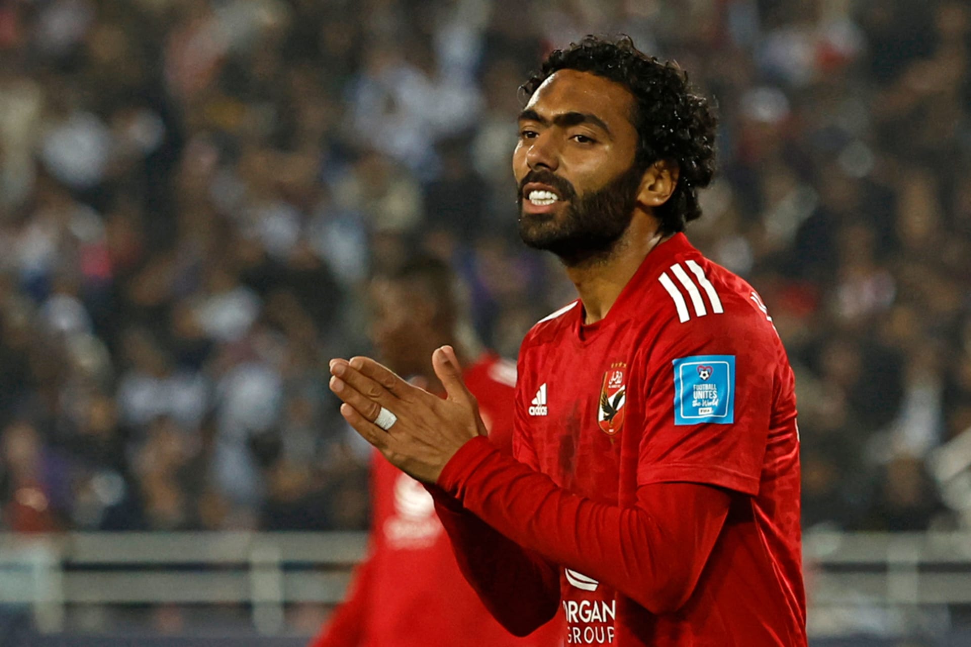 مجهودات وتميز حسين الشحات تكافئه كأفضل لاعب مصري للعام 2023