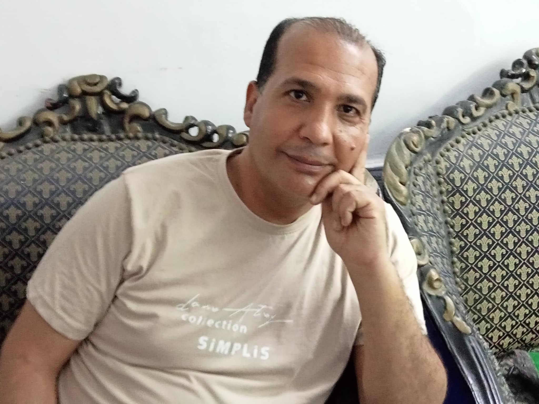 الروائي والسيناريست يحى عباس نداء الوطن
