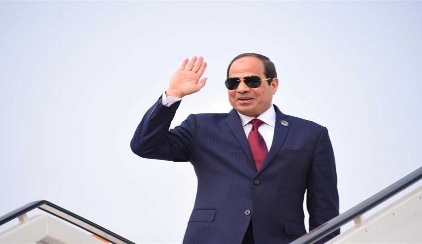 الرئيس المصري يصل دولة الكويت...تفاصيل