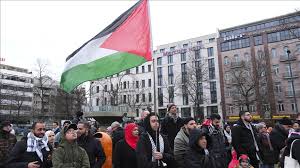 حملة لترحيل مؤدي فلسطين في ألمانيا !