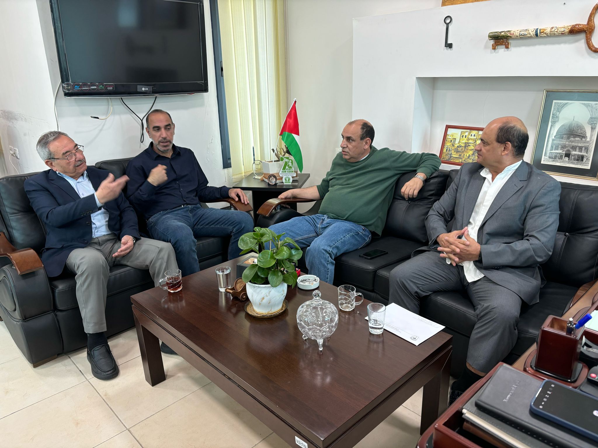 رمزي رباح يلتقي سفير جمهورية نيكاراغوا لدى فلسطين