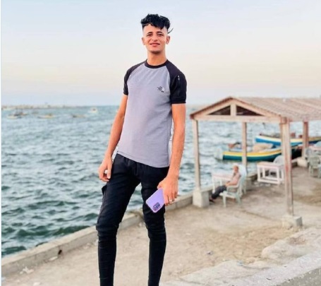 شهيد على حدود غزة واتصالات مصرية لاحتواء التصعيد