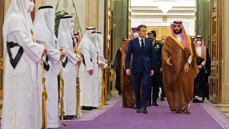 تفاصيل المبادرة الفرنسية السعودية لمعالجة الأزمة مع لبنان