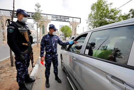 القبض على محكوم غيابيا بالسجن 15 عاما بتهمة التخابر مع إسرائيل