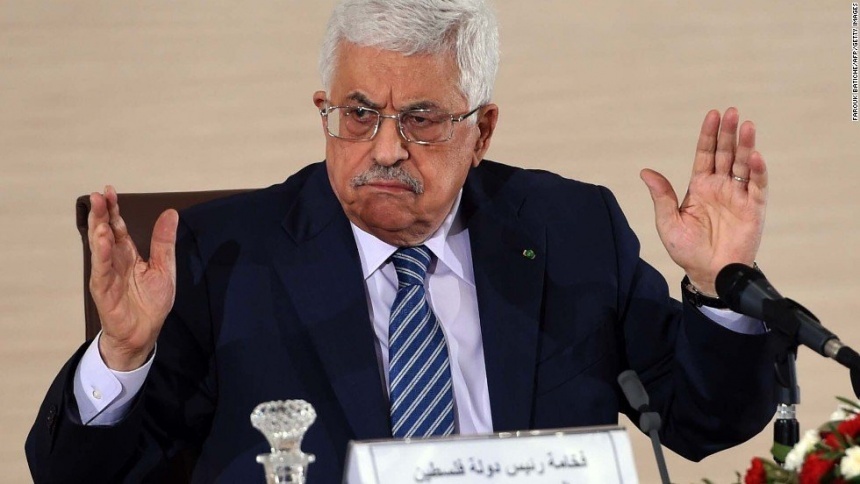 الرئيس عباس يتوجه الى الأردن للقاء الملك عبد الله الثاني