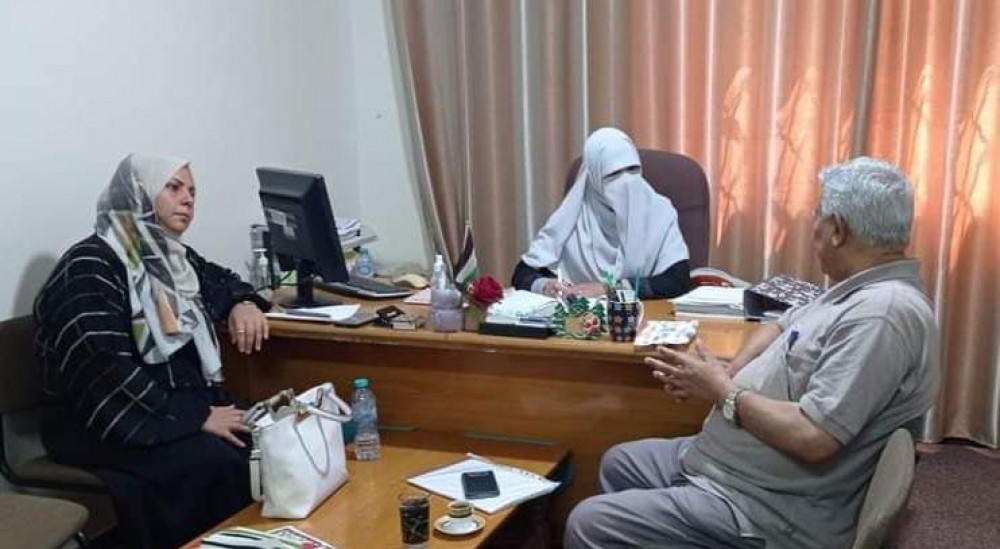 التنمية الإجتماعية واللجنة الشعبية للاجئين تبحثان سبل التعاون