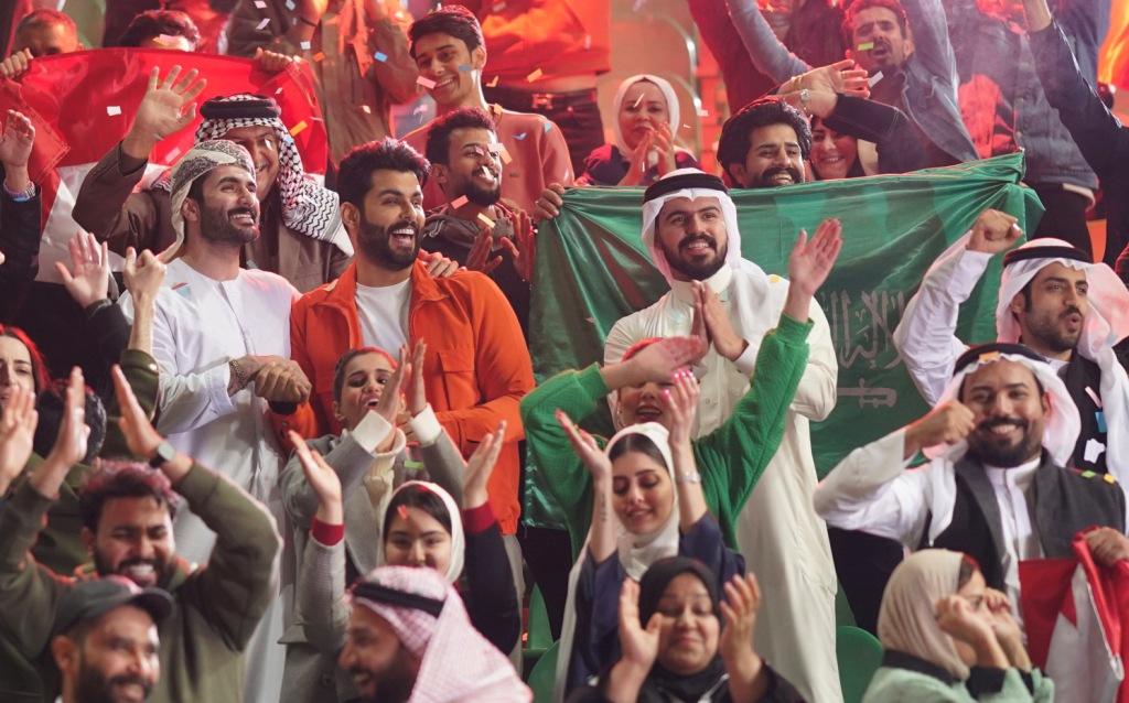 محمود التركي يعرض "الدنيا بصرة" في استقبال زوار "خليجي 25"